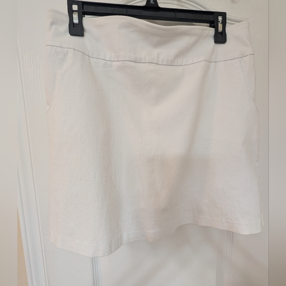 New Directions White Skort - Picture 3 of 14